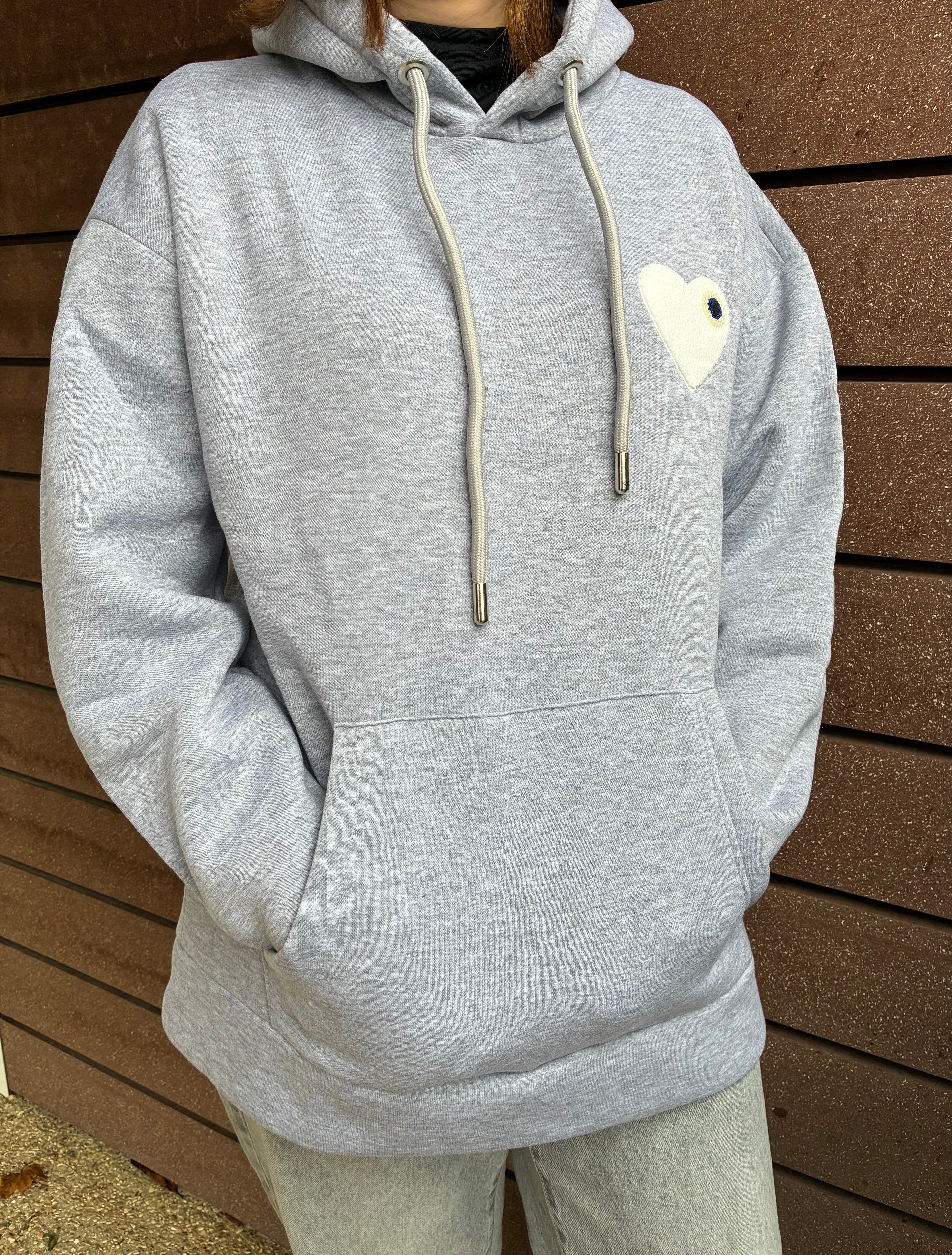 Sweat Chic Gris Coeur Blanc